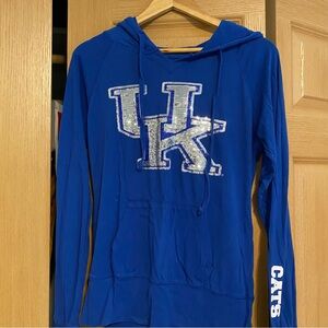 UK long sleeve hoodie tee L